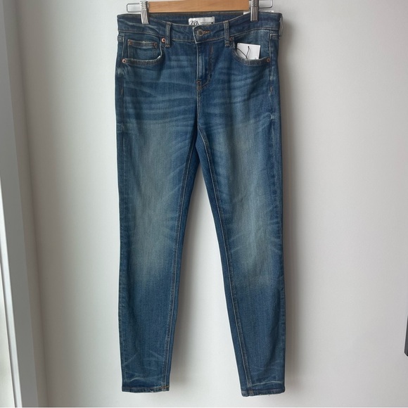 ZARA SKINNY JEANS MID RISE - Picture 2 of 8